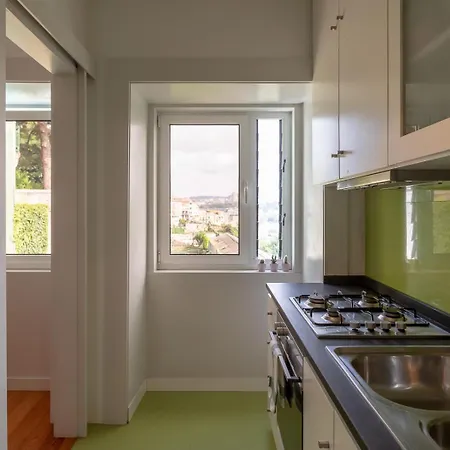 Apartment A House With A View - 1st Floor Porto