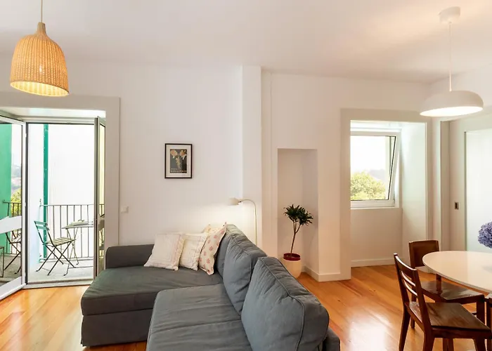 شقة A House With A View - 1st Floor